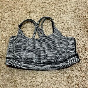 Lululemon sports bra